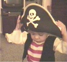 pirate2-02.jpg (8133 bytes)