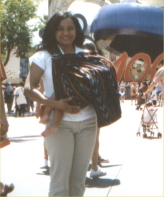 disney02-19R.jpg (28937 bytes)