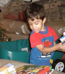 2004_1225_Nletters.jpg (13908 bytes)