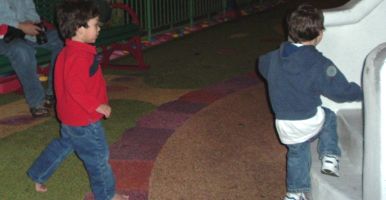 2005_0125_NALEX9.jpg (13092 bytes)