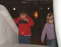 2005_0125_NGIRL.jpg (8054 bytes)