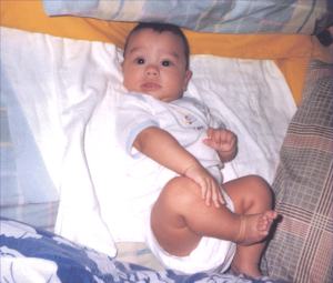 OCT-2001-6-moth31-caption.jpg (13262 bytes)